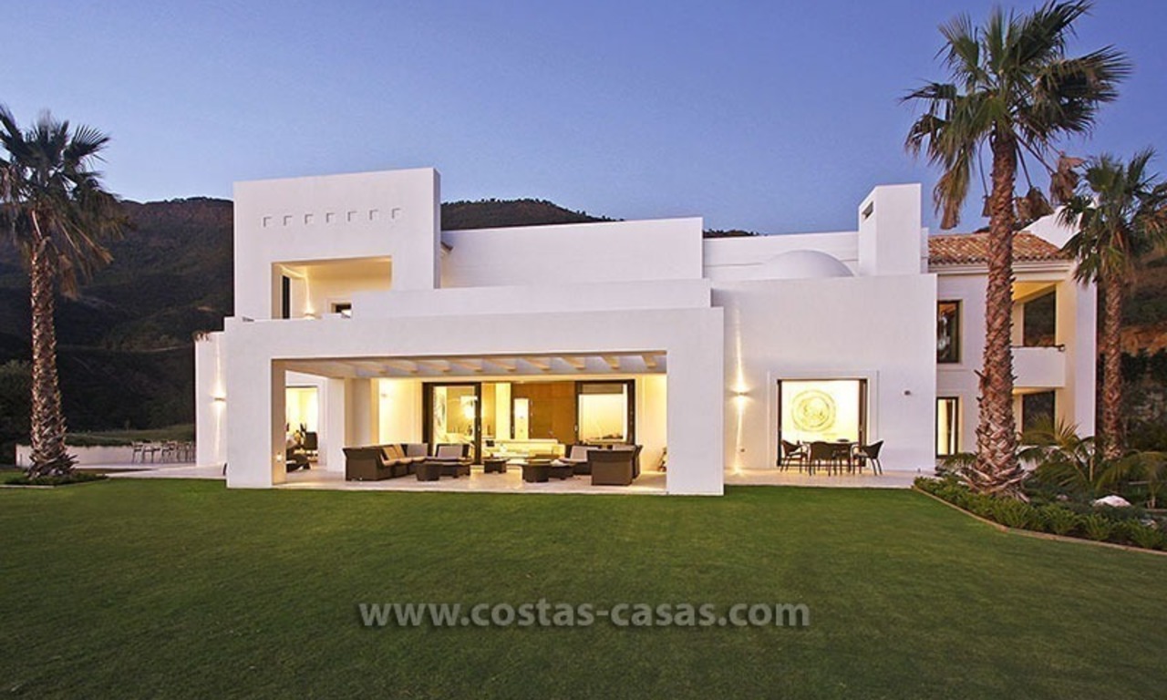 Te koop: Nieuwe modern villa in La Zagaleta tussen Benahavís en Marbella 2