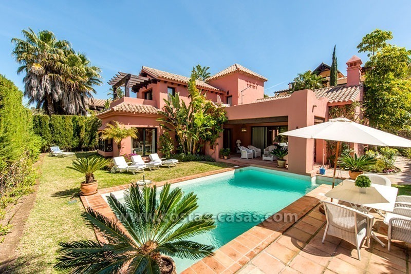 Koopje! Villa in golf en countryclub tussen Marbella en Estepona