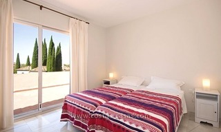 Koopje! Villa te koop nabij golfbanen in Nueva Andalucía, Marbella 6