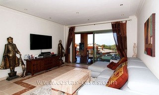 Opportuniteit! Luxe appartement te koop aan de golf met zeezicht in Marbella - Benahavis 6
