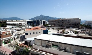 Te koop: penthouse in het hart van Puerto Banús, Marbella 1