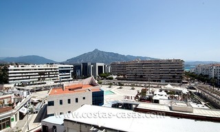 Te koop: penthouse in het hart van Puerto Banús, Marbella 25