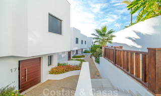 Nieuwe moderne huizen te koop op de Golden Mile in Marbella. Laatste unit. Sleutelklaar. 28570 