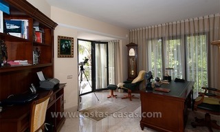 Te koop: Luxueuze Villa in Mediterrane Stijl op de Golden Mile in Marbella 27