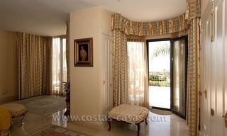Te koop: Luxueuze Villa in Mediterrane Stijl op de Golden Mile in Marbella 31