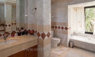 Te koop: Luxueuze Villa in Mediterrane Stijl op de Golden Mile in Marbella 32