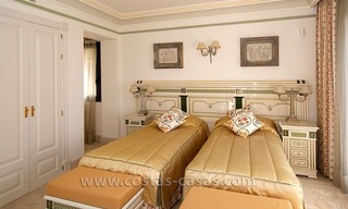 Te koop: Luxueuze Villa in Mediterrane Stijl op de Golden Mile in Marbella 38
