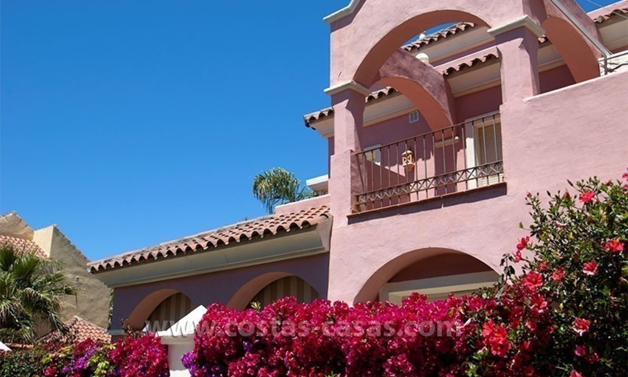 Te koop: Strandvilla te Puerto Banús nabij San Pedro de Alcántara, Marbella 1