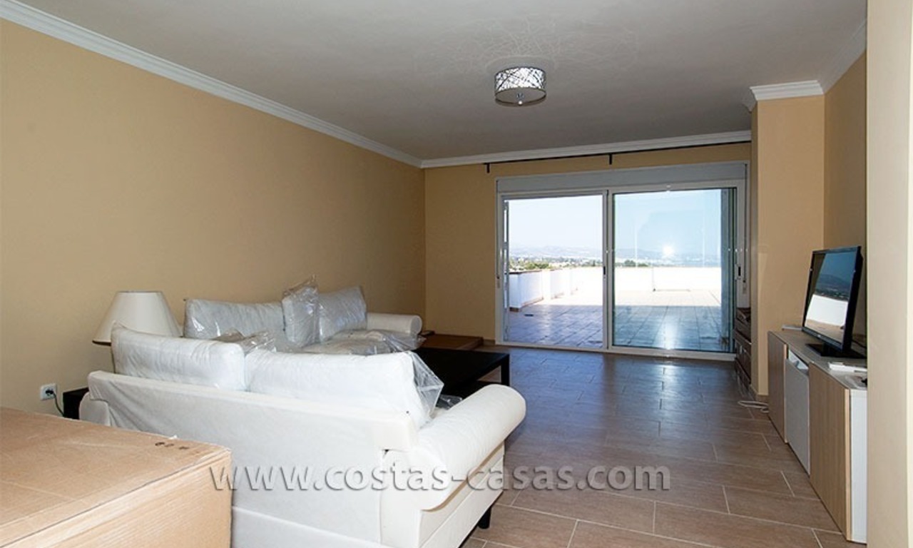 Te koop: Perfect gelegen penthouse appartement nabij Puerto Banús, Marbella 5