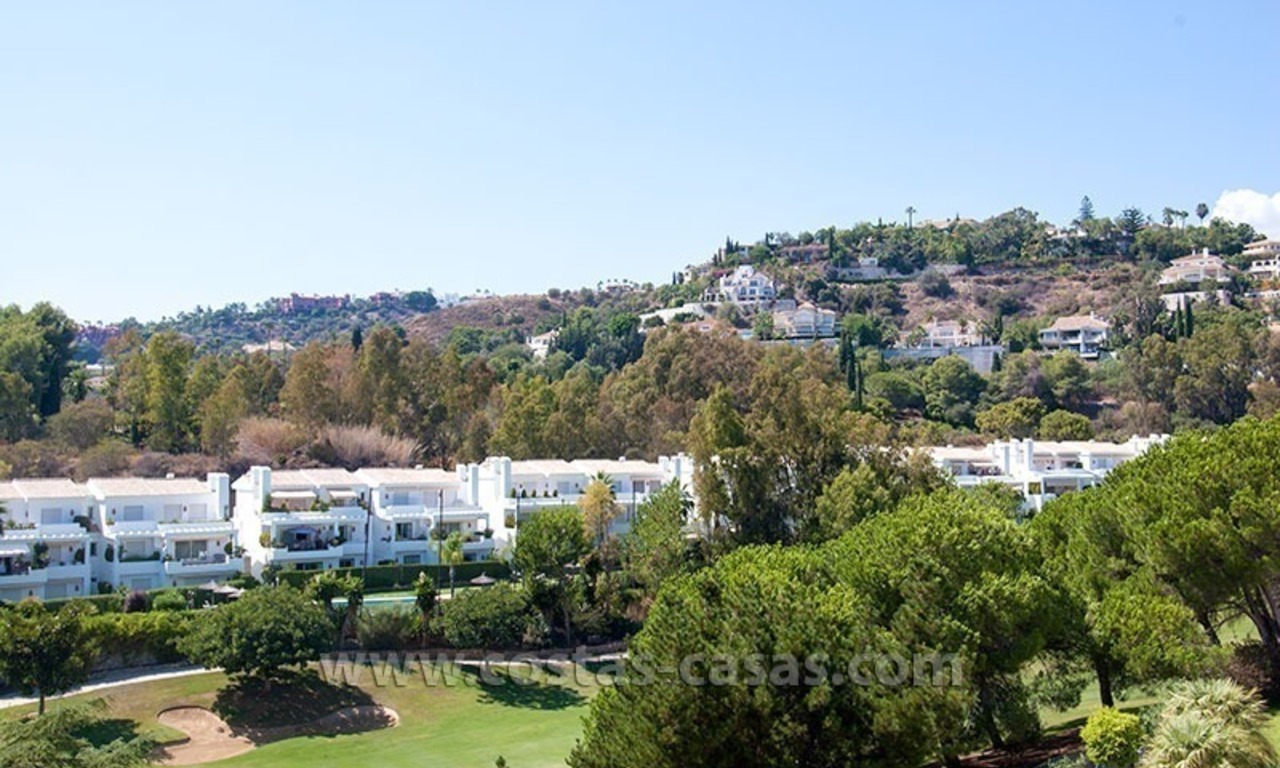 Te koop: Charmant appartement direct aan de golfbaan in La Quinta, Nueva Andalucía – Marbella 12