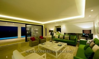 Moderne luxe villa te koop in Sierra Blanca te Marbella 16