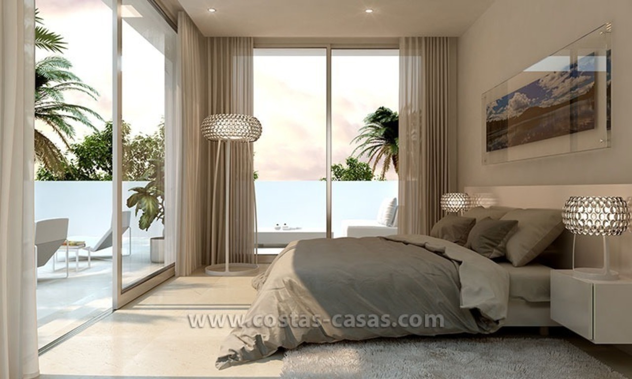Nieuwe moderne villa te koop met grote terrassen in oost Marbella 7