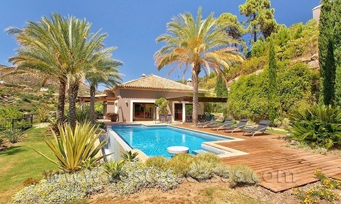 Te koop: Prachtige villa op golfclub in Marbella - Benahavis 