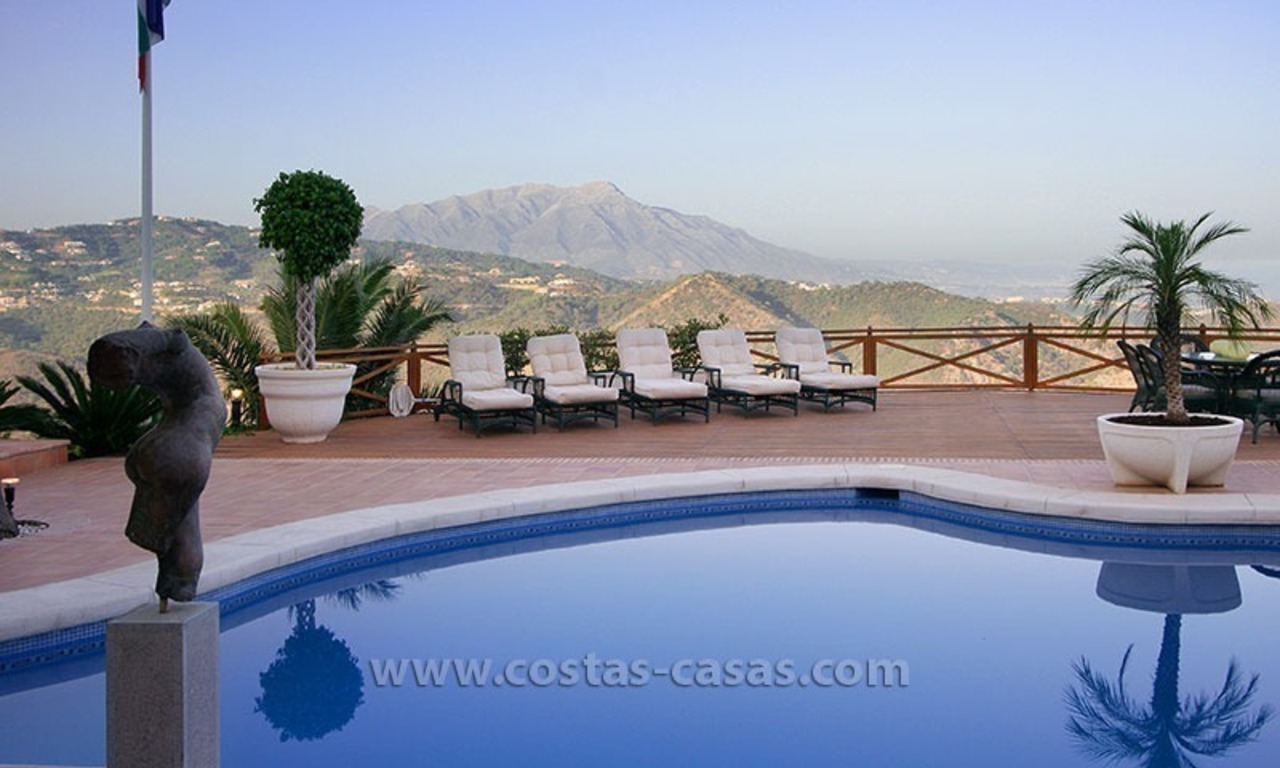 Te koop: Villa op unieke locatie met groot perceel in Benahavís – Marbella 31