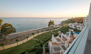 Te koop: Exclusief penthouse direct aan het strand op de New Golden Mile tussen Marbella en Estepona 1