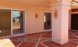 Te koop: Luxueus groot penthouse in Nueva Andalucía, Marbella’s Golf Vallei 7