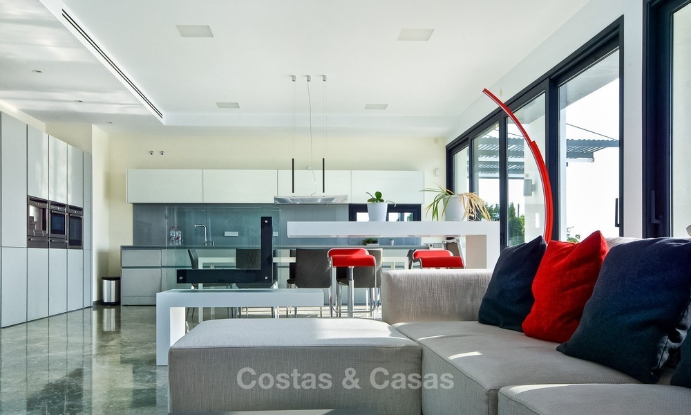 Stijlvolle moderne contemporaine villa te koop in Benahavis – Marbella 1232
