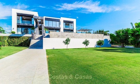 Stijlvolle moderne contemporaine villa te koop in Benahavis – Marbella 1242