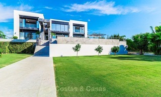 Stijlvolle moderne contemporaine villa te koop in Benahavis – Marbella 1242 