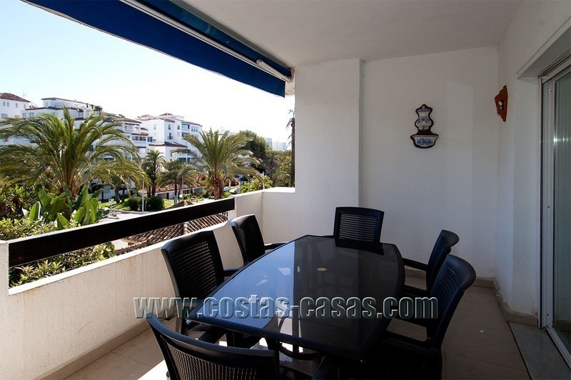Te koop: Strandappartement op de tweede lijn in Puerto Banús – Marbella