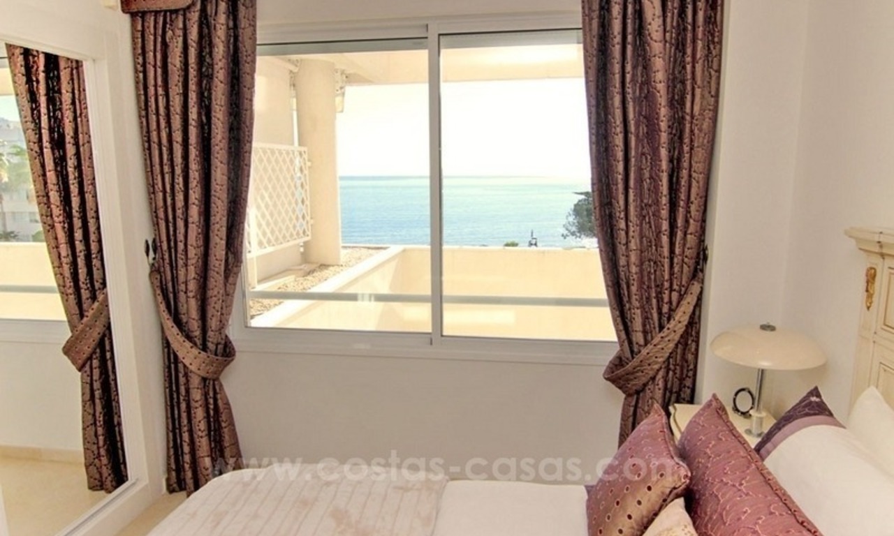 Eerstelijn strand appartement te koop aan de New Golden Mile, tussen Marbella - Estepona 8