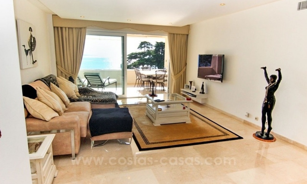 Eerstelijn strand appartement te koop aan de New Golden Mile, tussen Marbella - Estepona 4