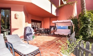 Luxe tuin appartement te koop, eerstelijn strand complex, New Golden Mile, Marbella – Estepona 13