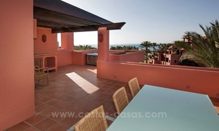 Luxe penthouse te koop, eerstelijnstrand complex, New Golden Mile, Marbella - Estepona 2