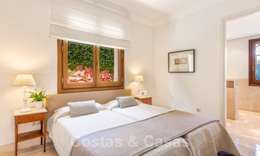 Luxe villa te koop met zeezicht in Sierra Blanca, Golden Mile, Marbella 29092