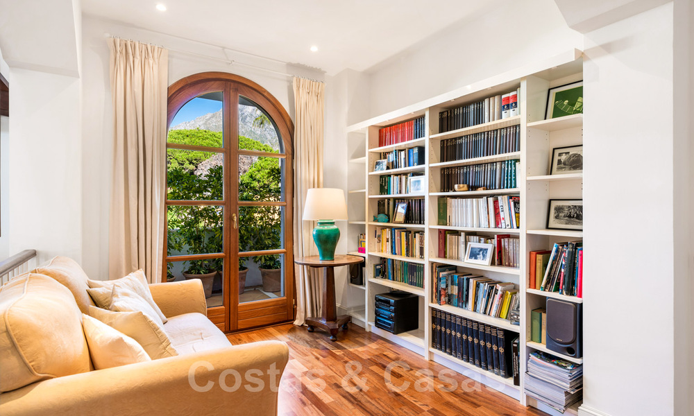 Luxe villa te koop met zeezicht in Sierra Blanca, Golden Mile, Marbella 29103
