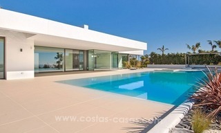 Nieuwe moderne villa te koop op de Golden Mile in Marbella 6