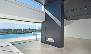 Nieuwe moderne villa te koop op de Golden Mile in Marbella 15
