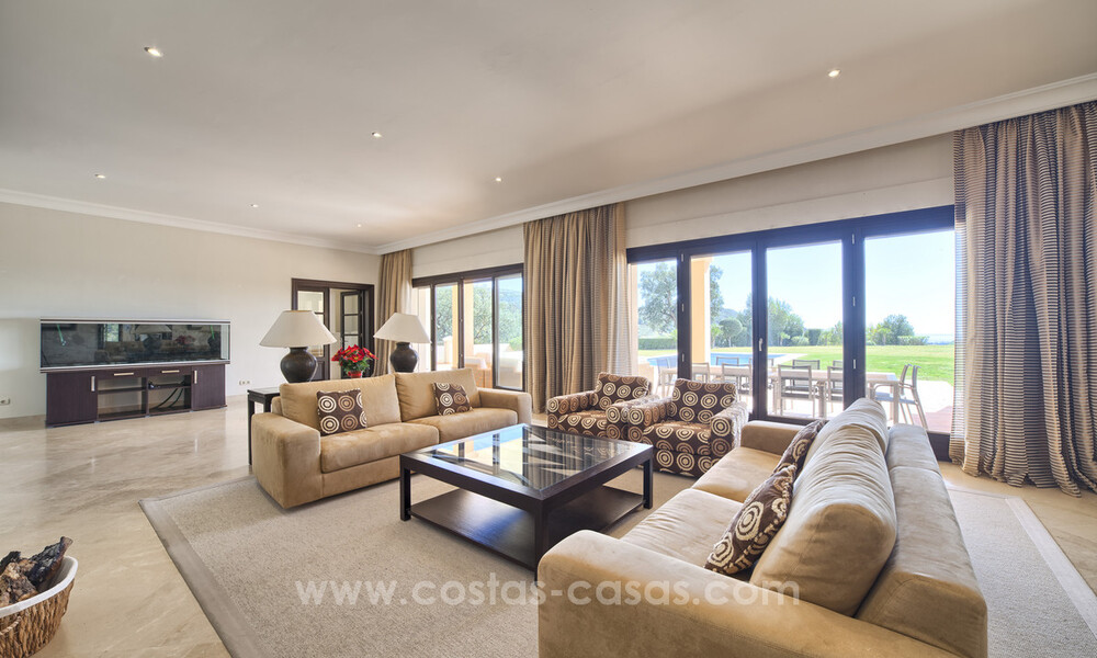 Stijlvolle kwaliteits villa te koop in Marbella Club Golf Resort te Benahavis - Marbella 30393
