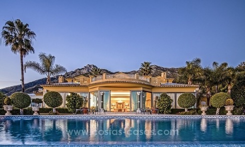 Paleisachtige villa te koop in Sierra Blanca, Marbella 