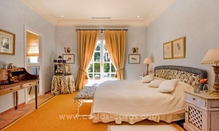 Luxueuze villa te koop in een elegante klassieke stijl met het beste uitzicht in El Madroñal - Benahavis 22