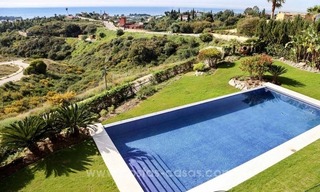 Luxe villa met prachtig zeezicht te koop tussen Marbella en Estepona 44