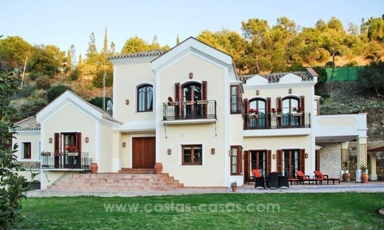 Recente luxe villa te koop in El Madroñal, Benahavis – Marbella 2