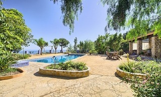 Finca – Villa te koop in Estepona, met panoramisch zeezicht 5