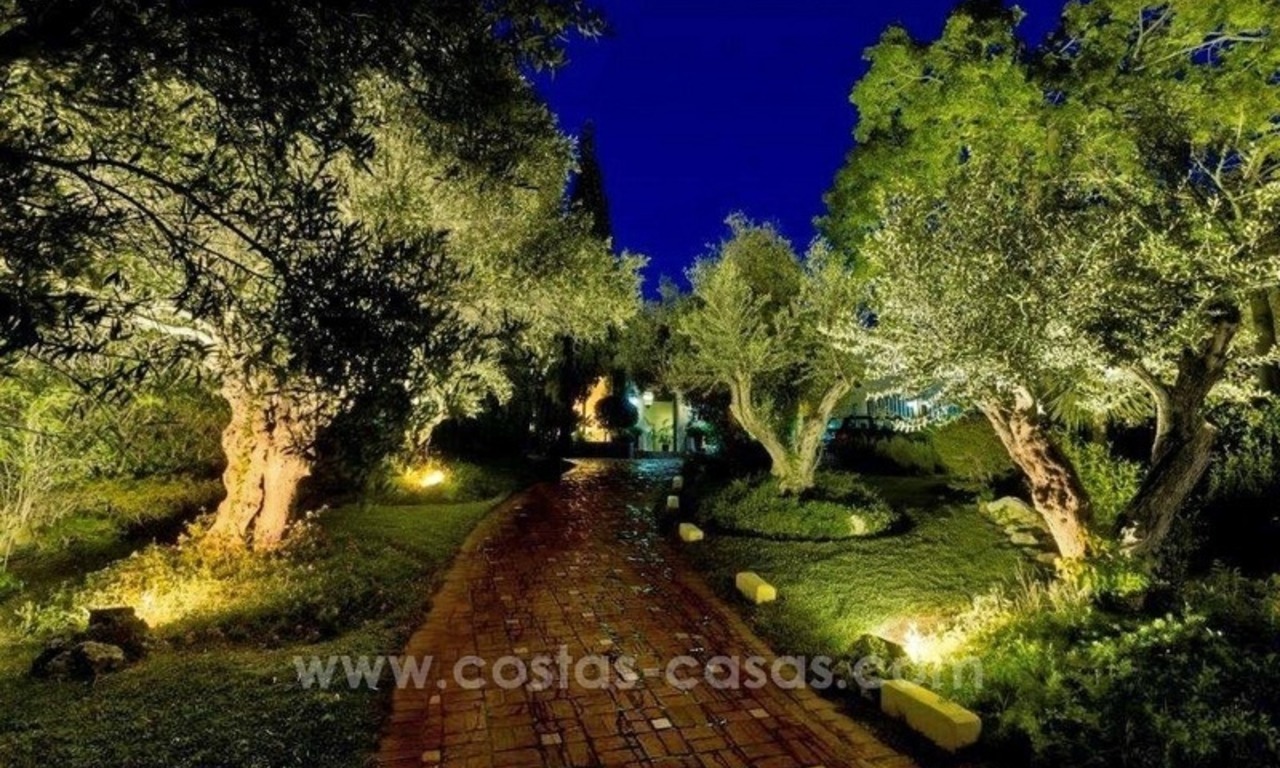 Luxe villa te koop met volledige privacy in El Madroñal, Benahavis – Marbella 21