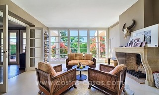 Gerenoveerde villa te koop in een prestigieuze en omheinde wijk Altos Reales op de Golden Mile te Marbella 2