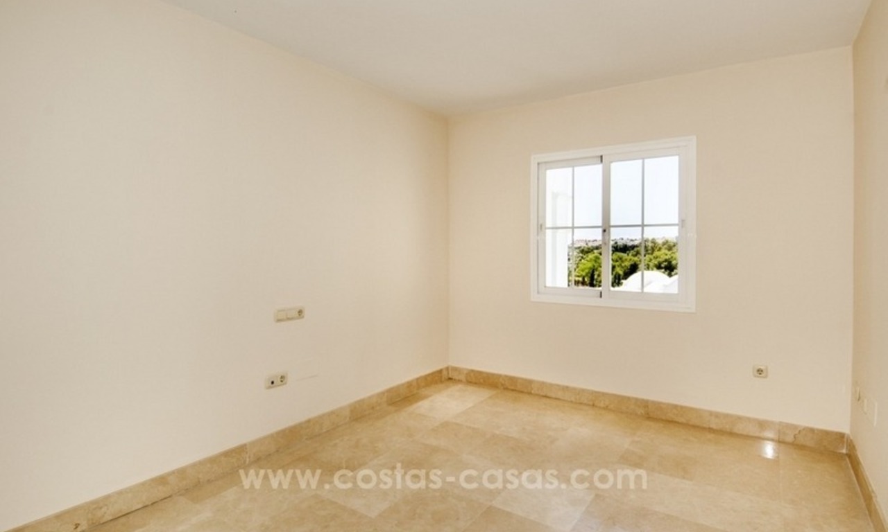 Vierslaapkamer Penthouse appartement te koop in een gated community in Marbella 17