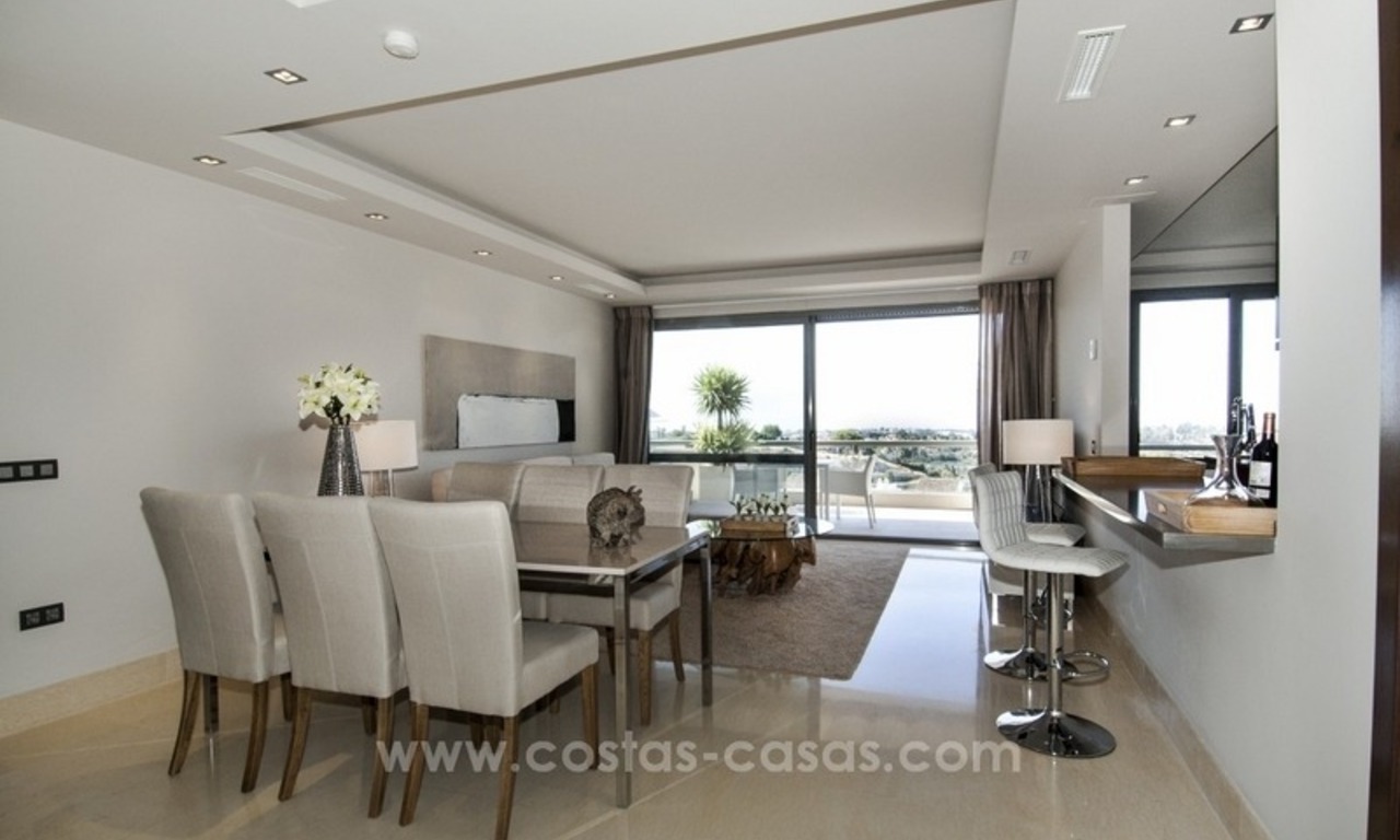 Modern, luxe golf penthouse appartement te koop in Marbella - Benahavís 15