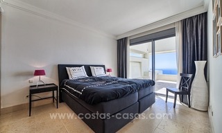 Te koop in Marbella: modern, ruim en luxueus penthouse appartement 10