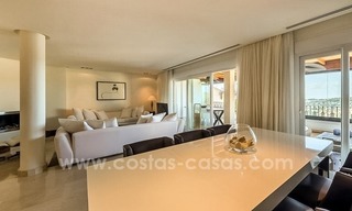 Modern luxe penthouse appartement te koop in Marbella – Nueva Andalucia 5