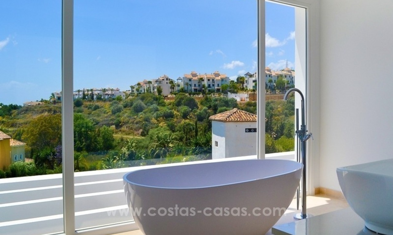 Nieuwe moderne villa te koop, Marbella - Benahavis -Estepona 15