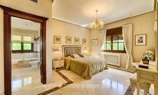 Villa in klassieke stijl te koop in Elviria te Marbella 12