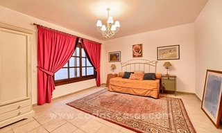 Villa in klassieke stijl te koop in Elviria te Marbella 18