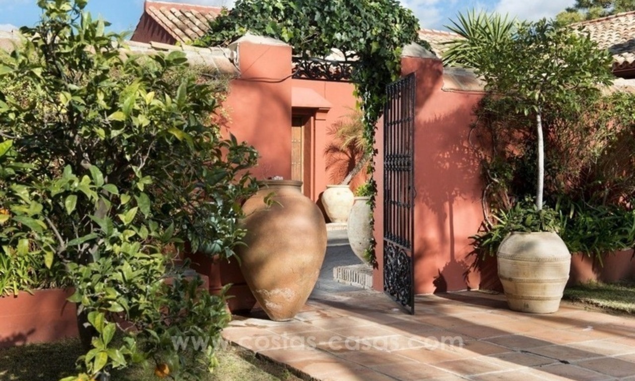 Klassieke landelijke villa te koop in El Madroñal te Benahavis - Marbella 18