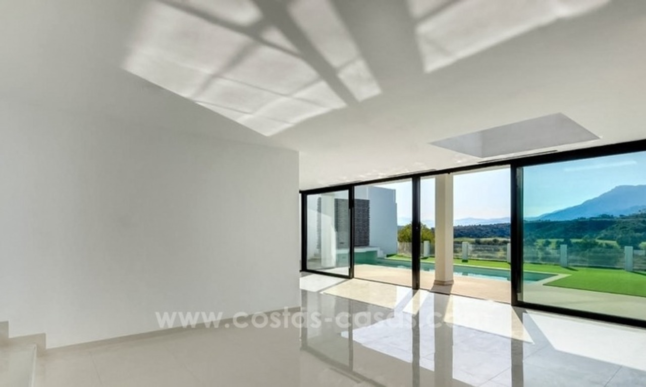 Nieuwe moderne villa te koop in oost Marbella 3