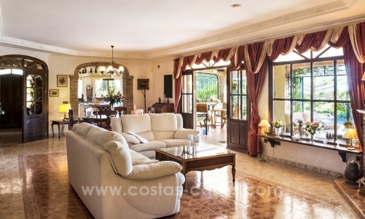Grote landelijke villa te koop dichtbij Malaga aan de Costa del Sol 16